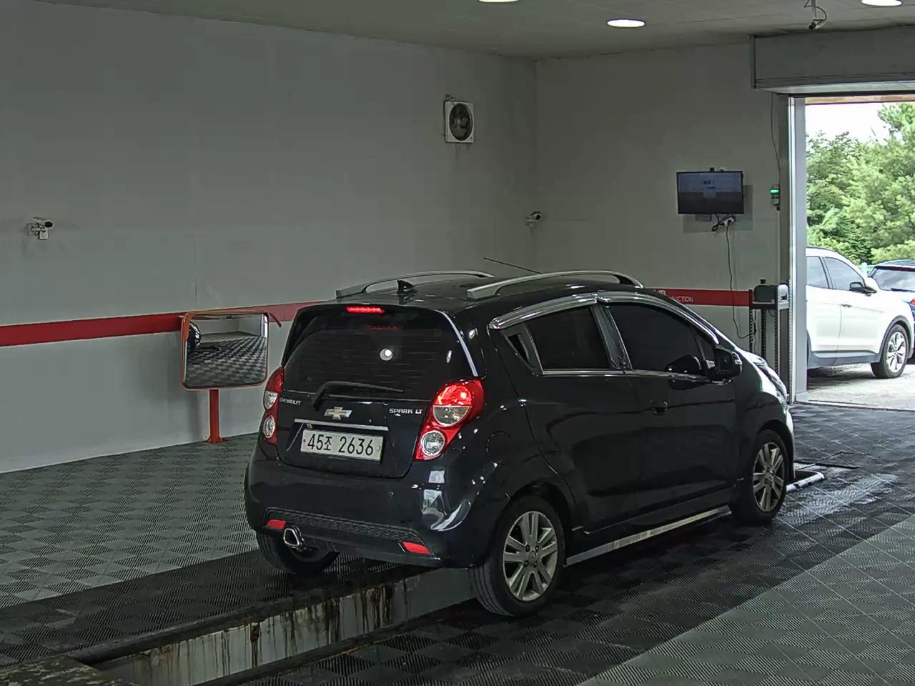 2014 - chevrolet spark