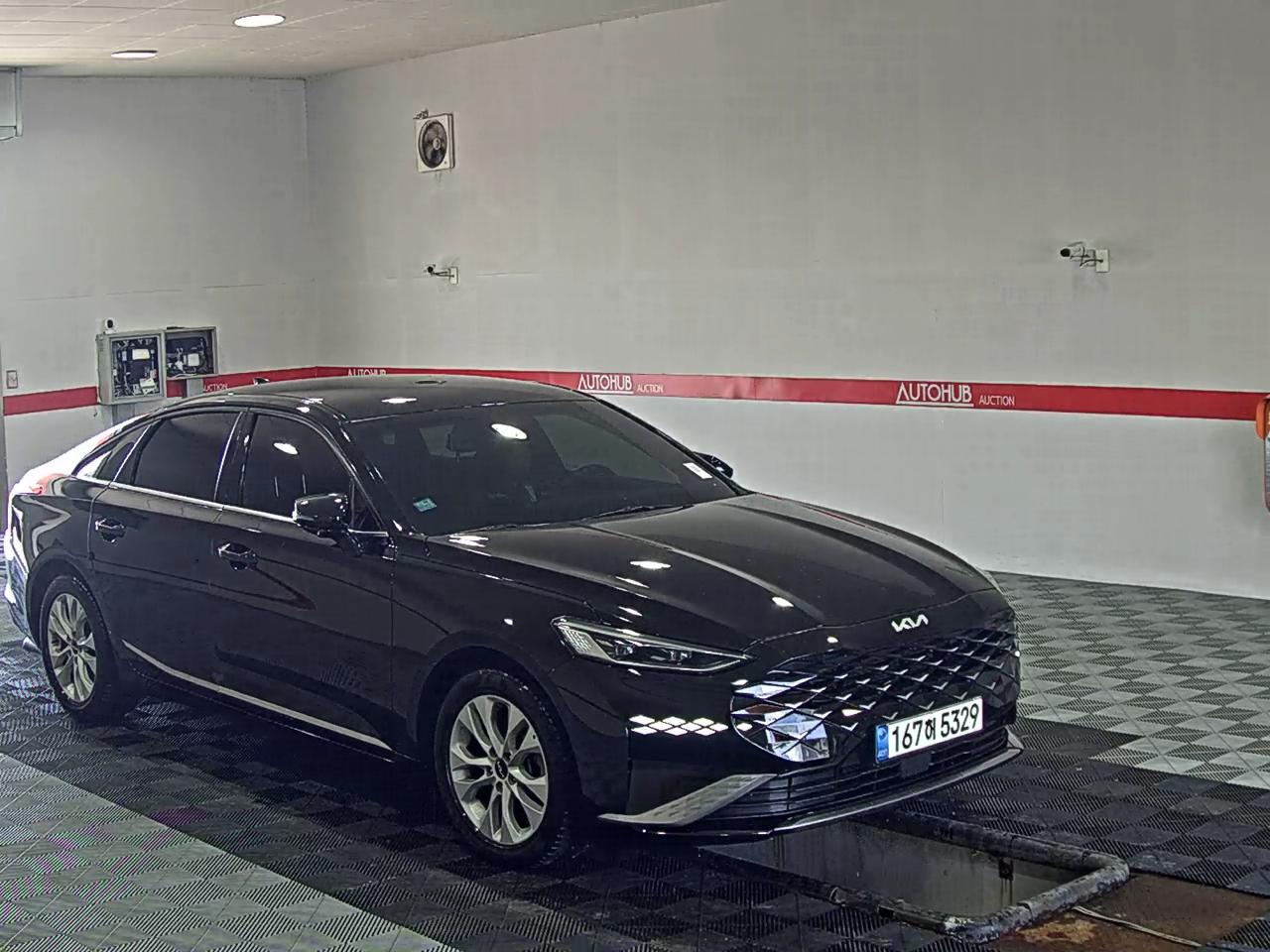 2022 - kia k8