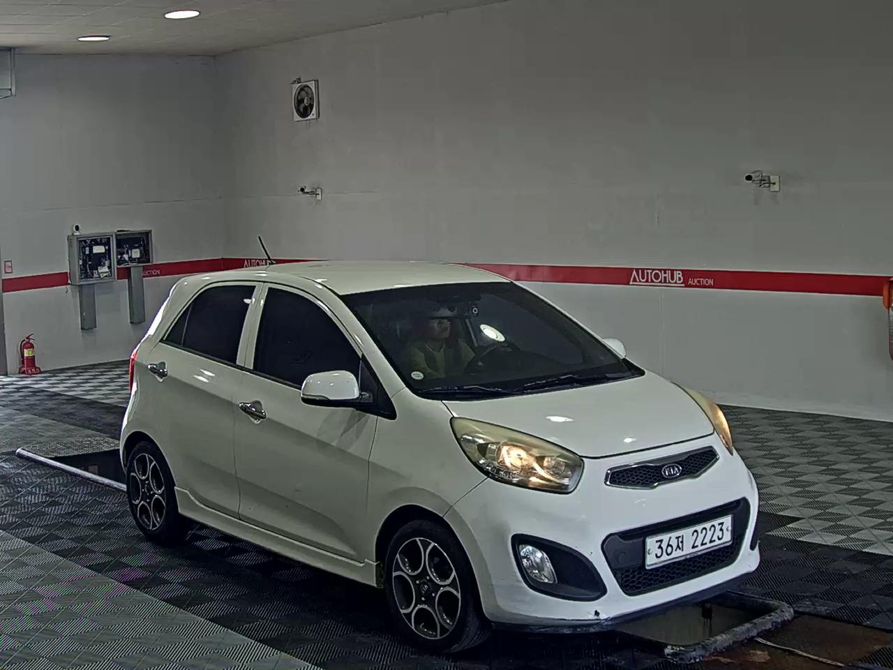 2012 - kia morning