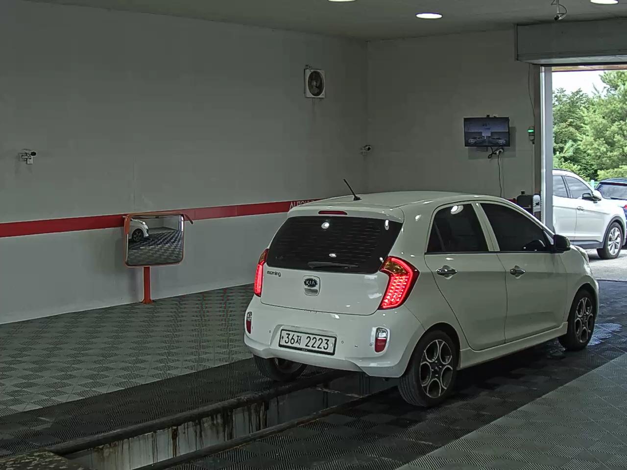2012 - kia morning