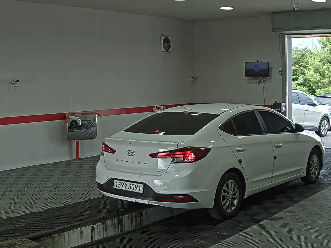 2020 - hyundai avante