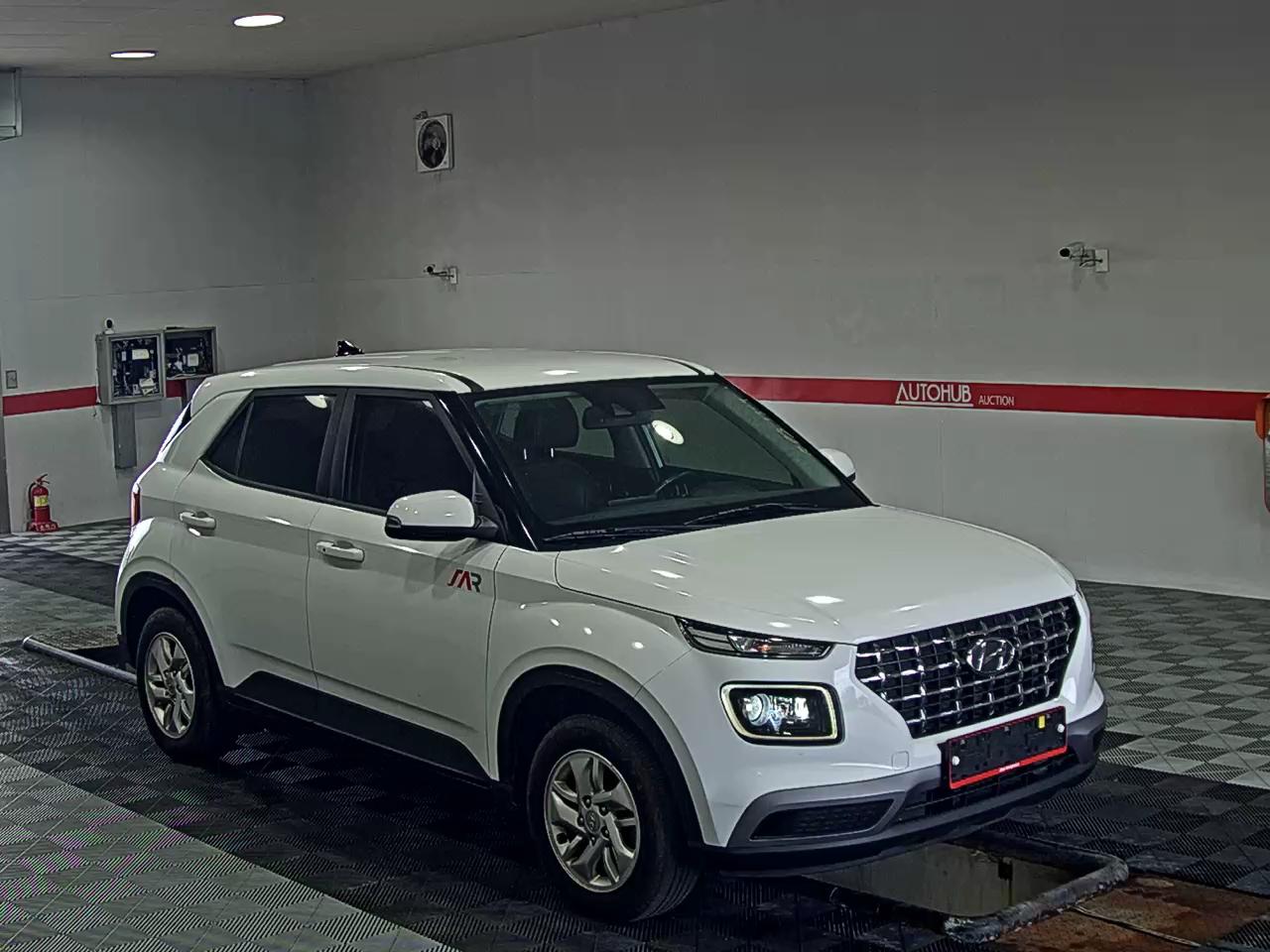 2022 - hyundai venue