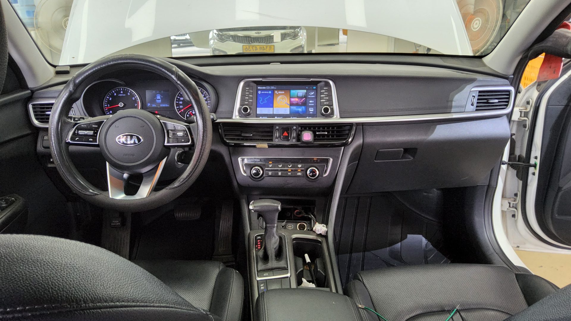 2022 - kia k5