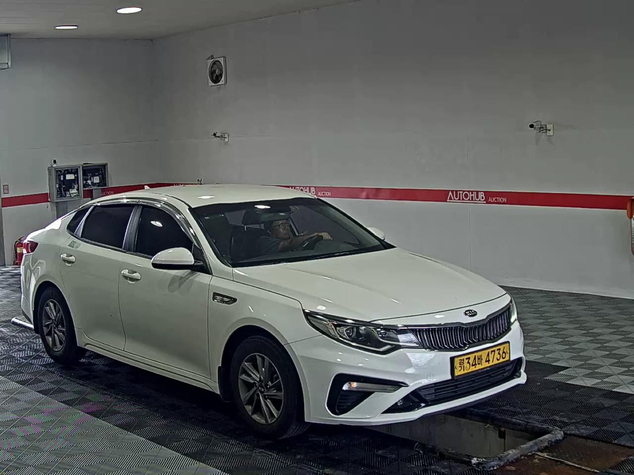 2022 - kia k5