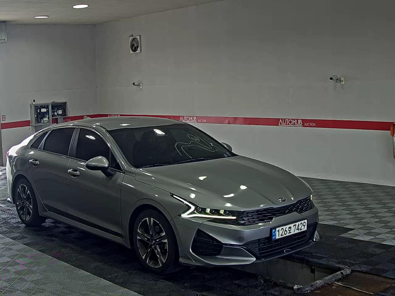 2021 - kia k5