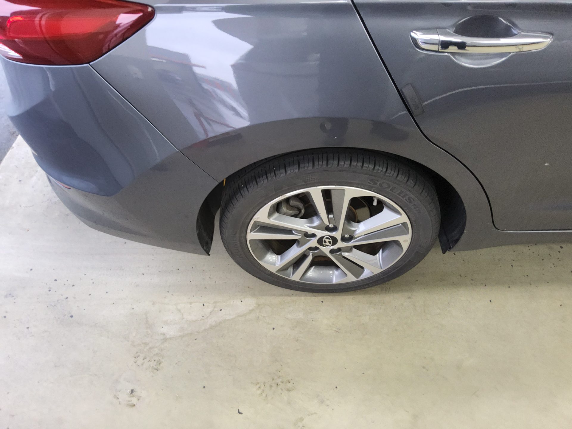 2016 - hyundai avante