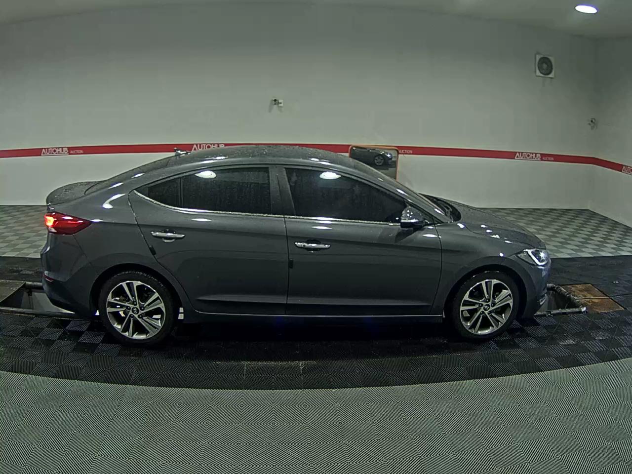 2016 - hyundai avante