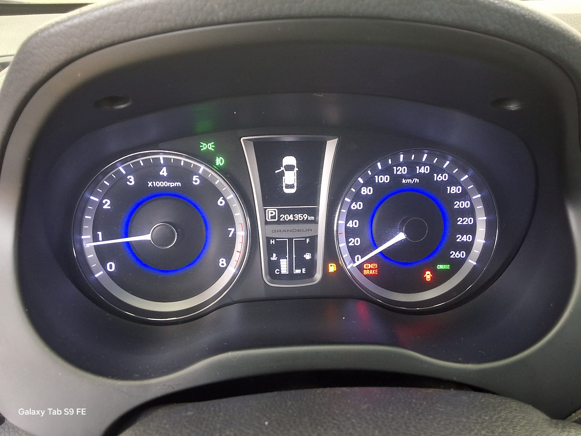 2013 - hyundai grandeur
