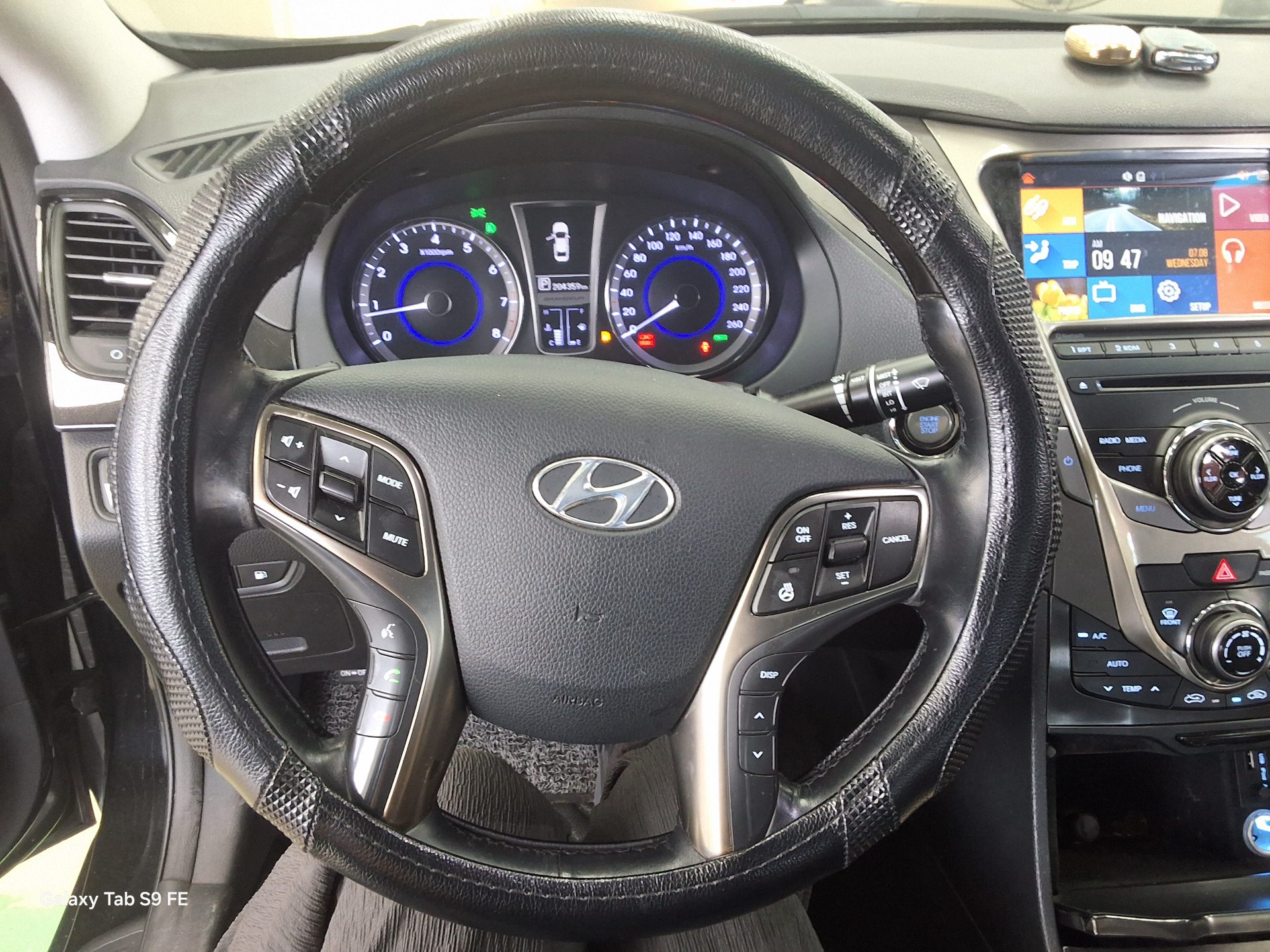 2013 - hyundai grandeur