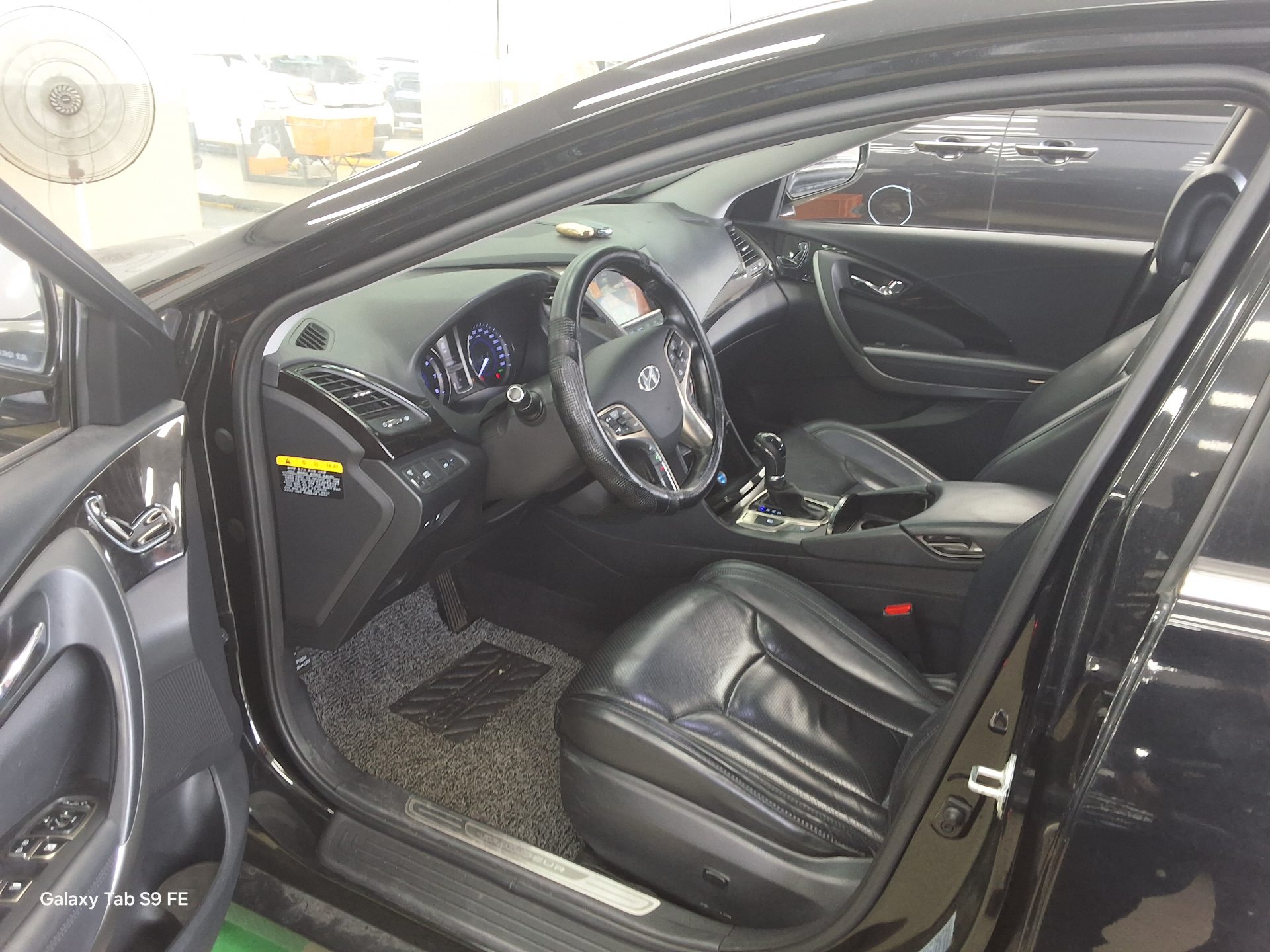 2013 - hyundai grandeur