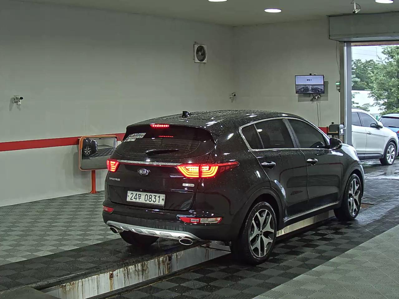 2016 - kia sportage