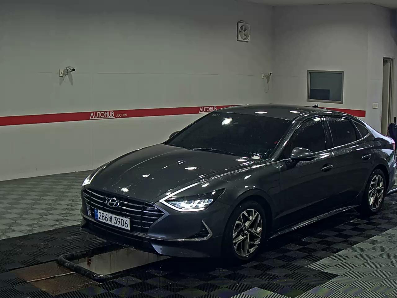 HYUNDAI SONATA (DN8) RENTAL CAR