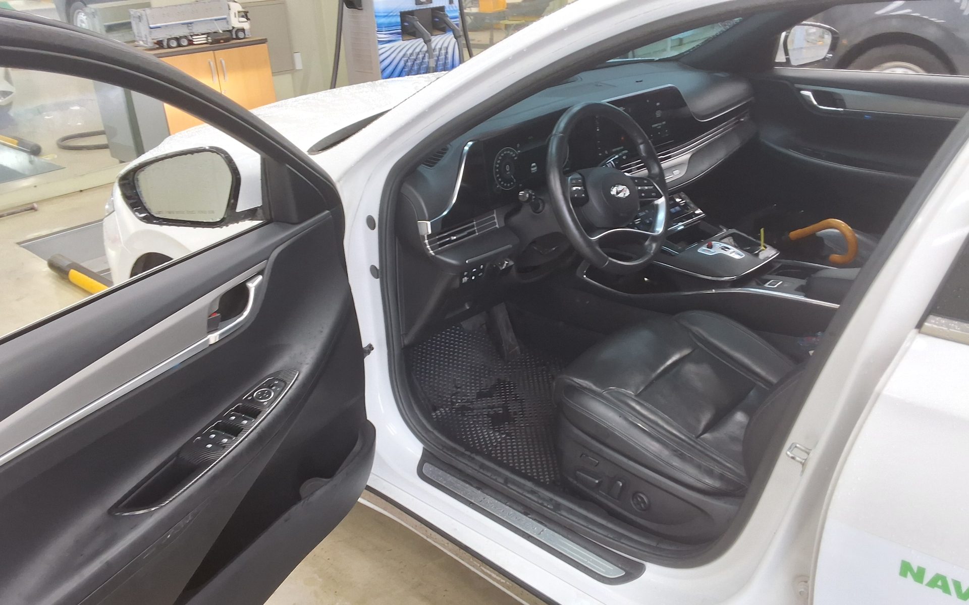 2022 - hyundai grandeur