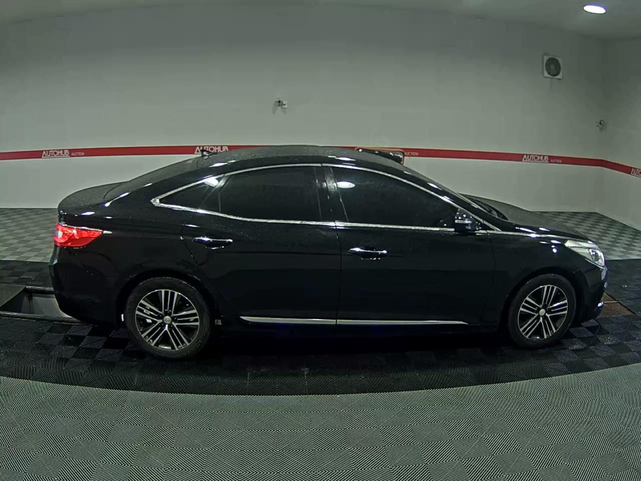 2013 - hyundai grandeur