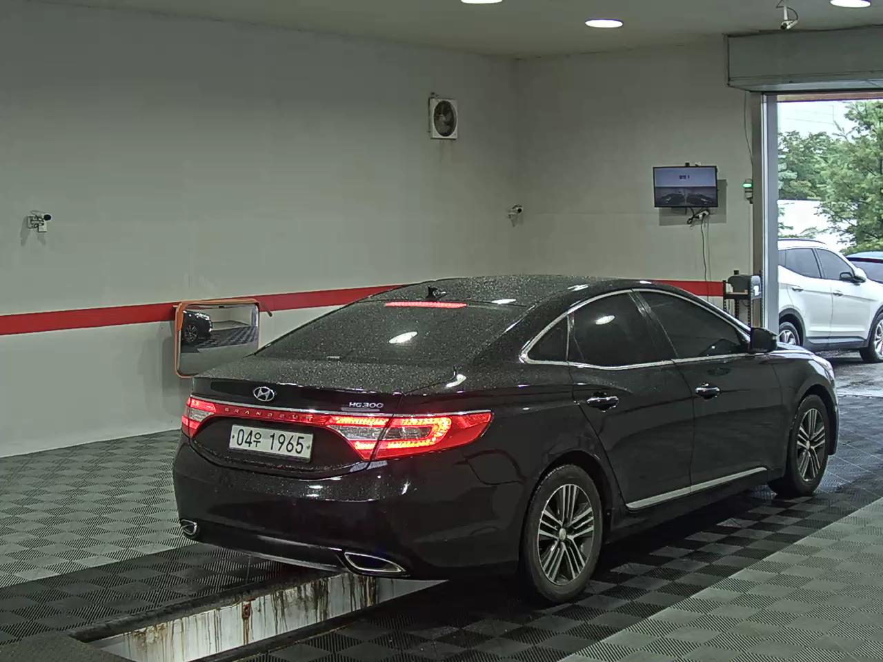 2013 - hyundai grandeur