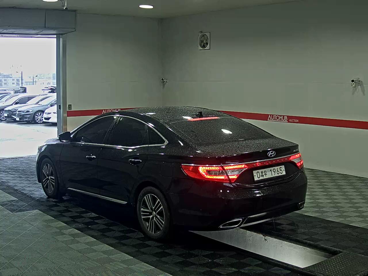 2013 - hyundai grandeur
