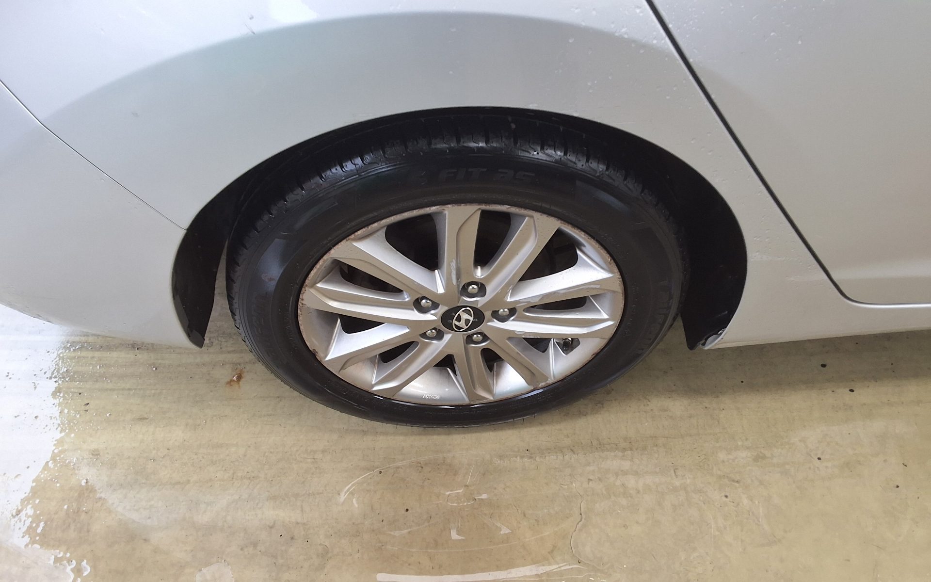 2016 - hyundai avante