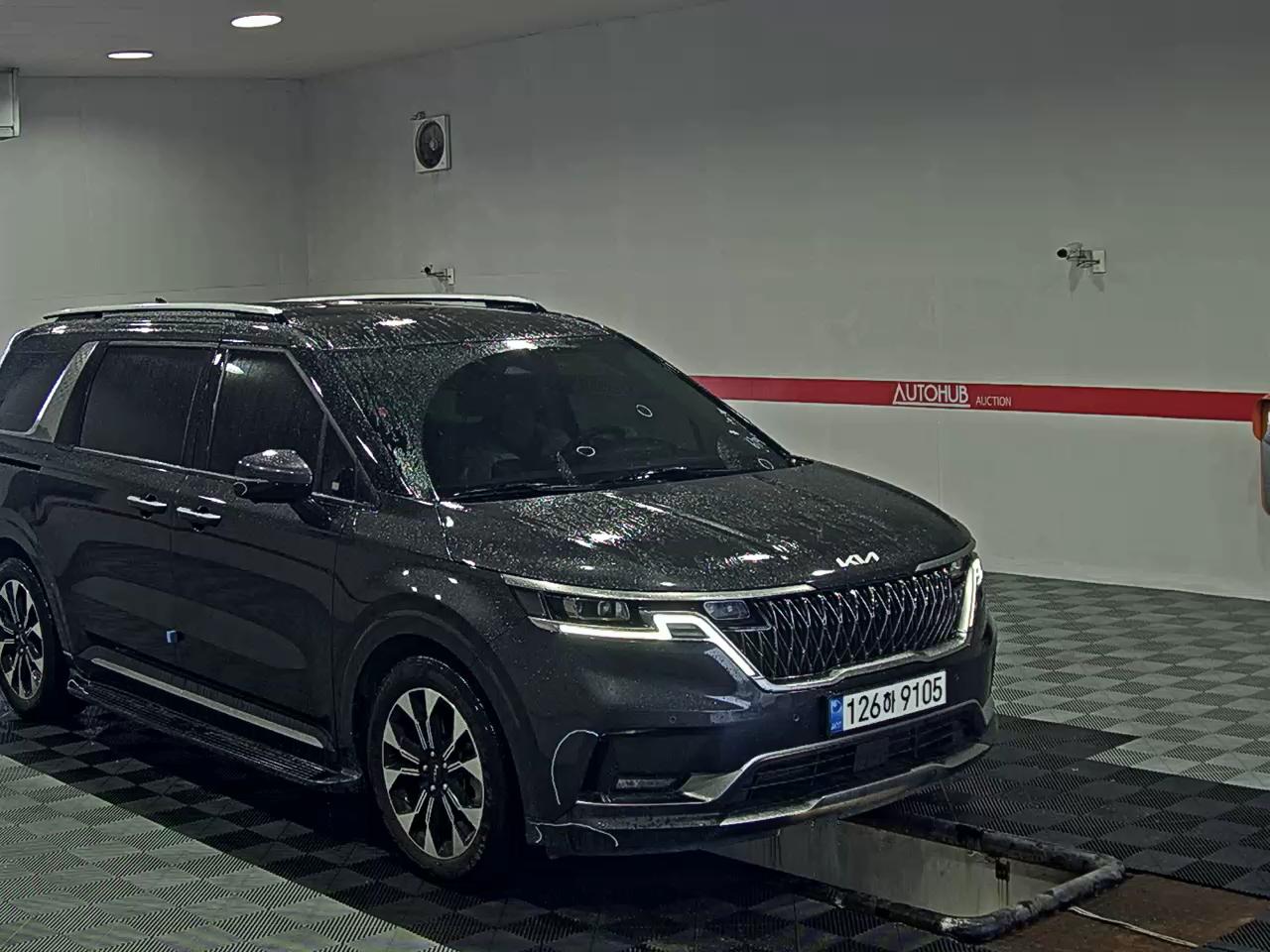 2023 - kia carnival