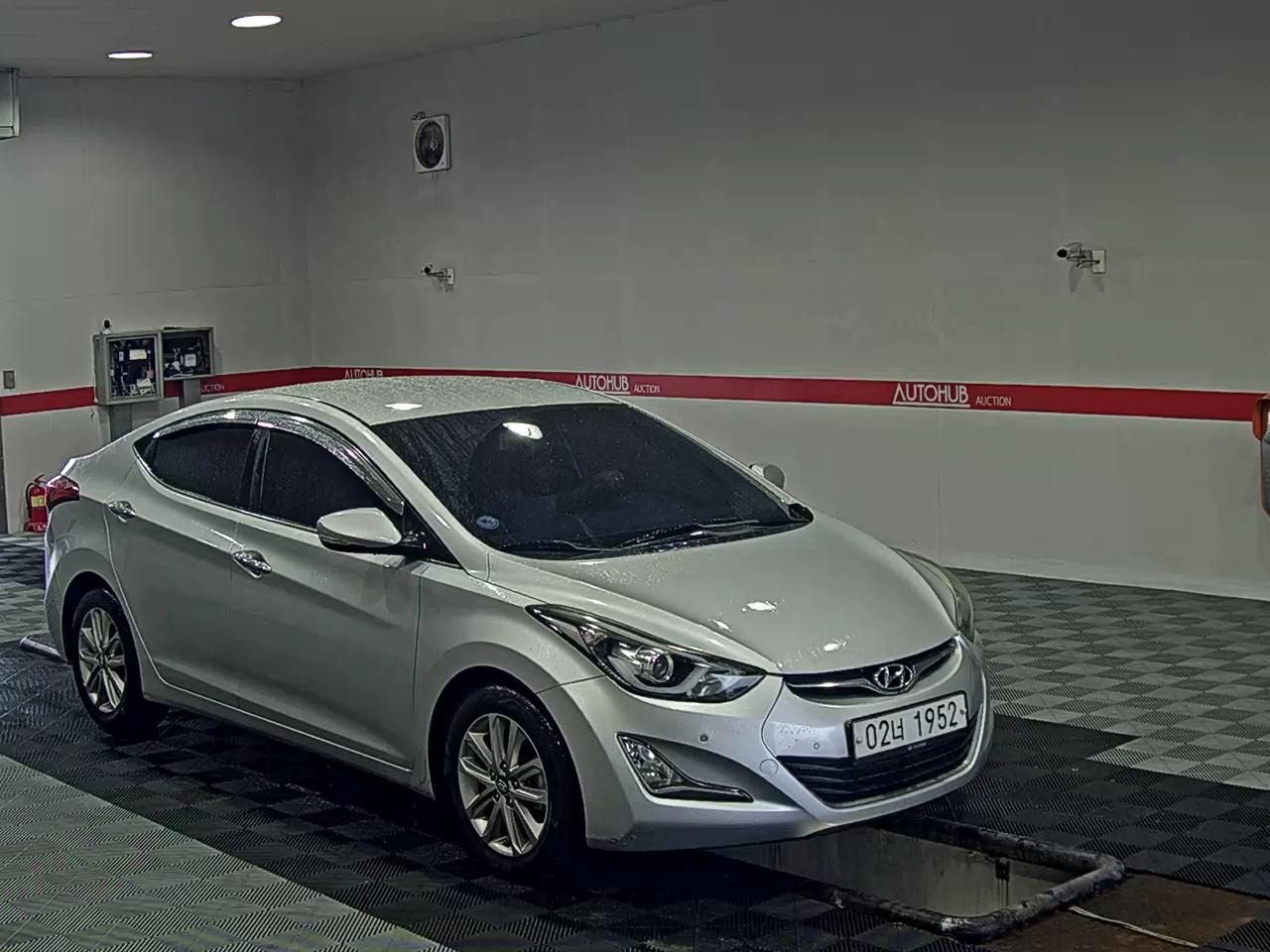 2016 - hyundai avante