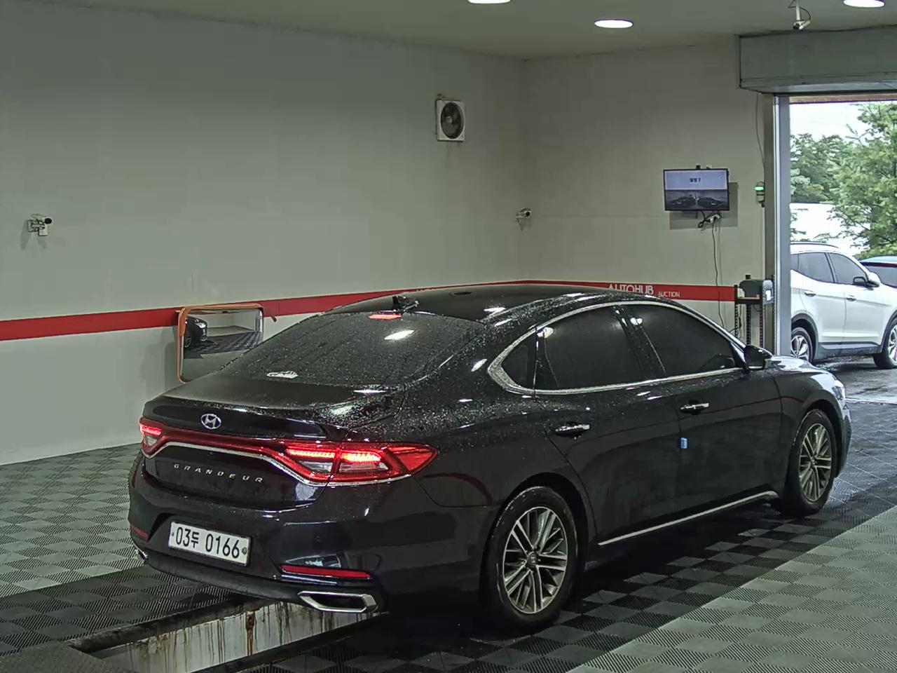 2017 - hyundai grandeur