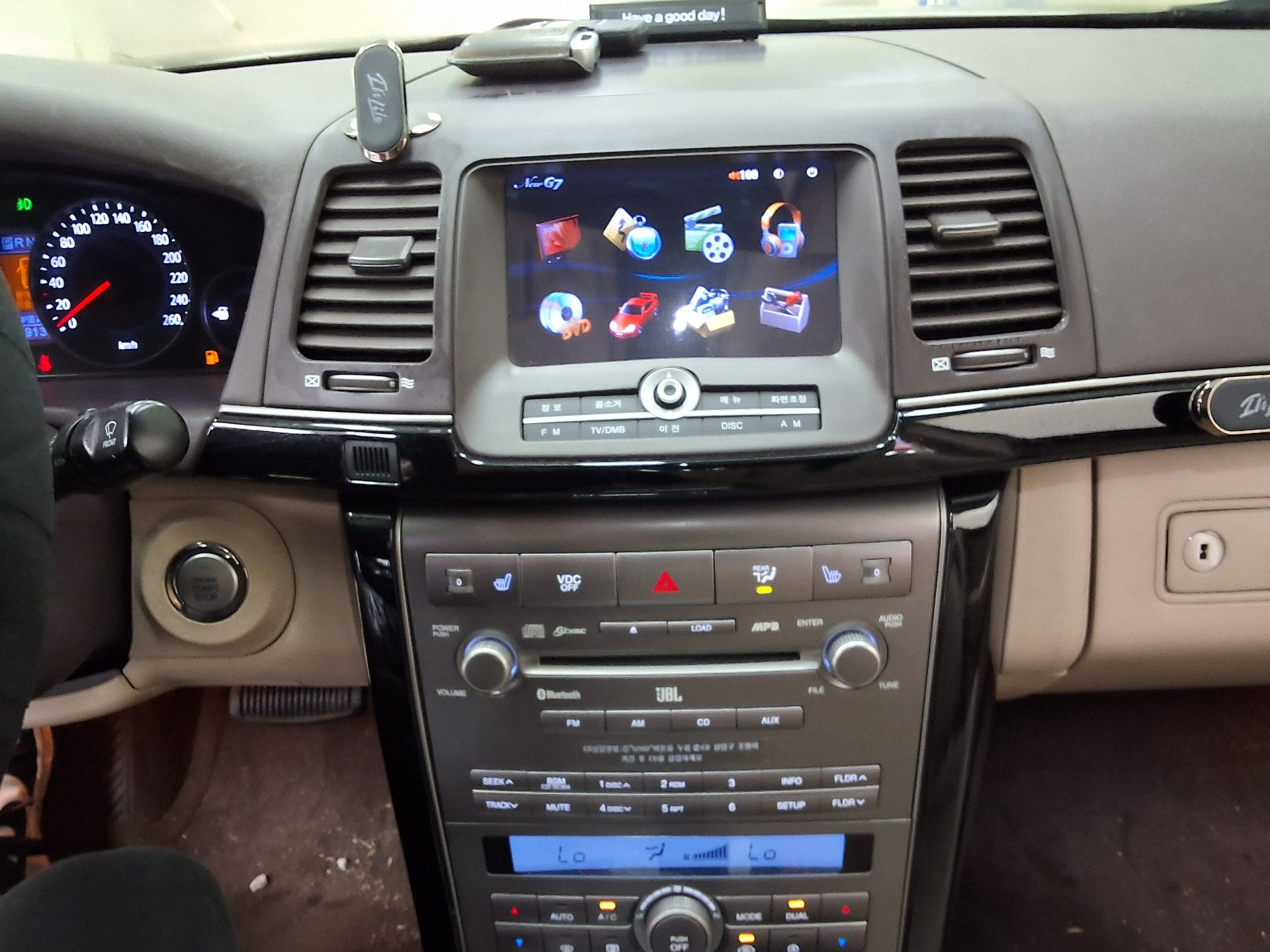 2010 - kia opirus