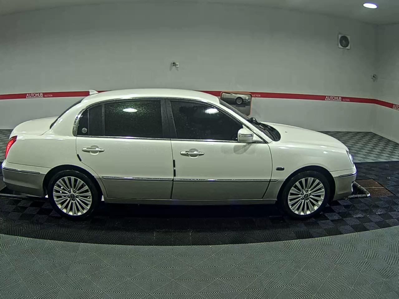 2010 - kia opirus