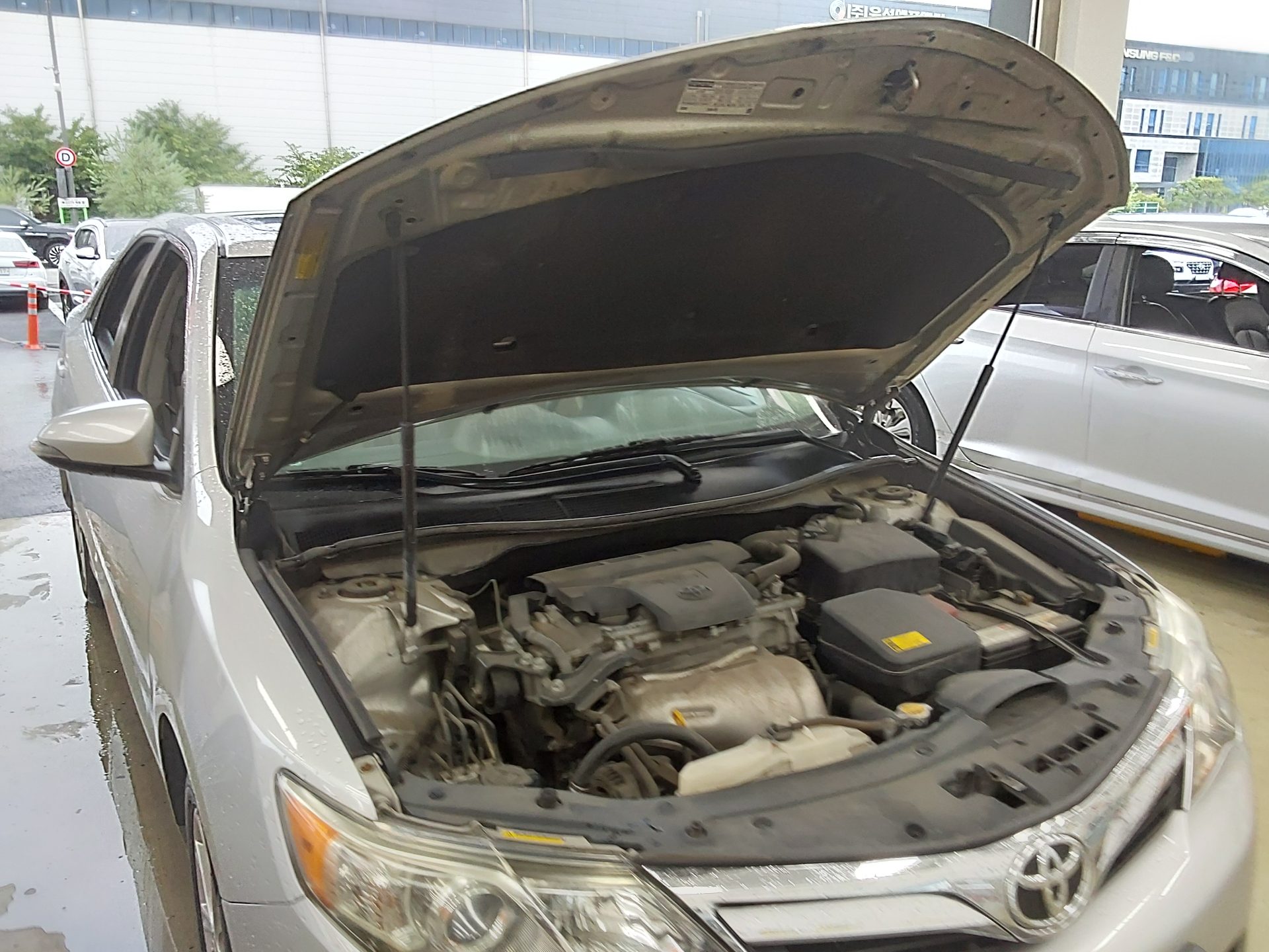 2012 - toyota camry