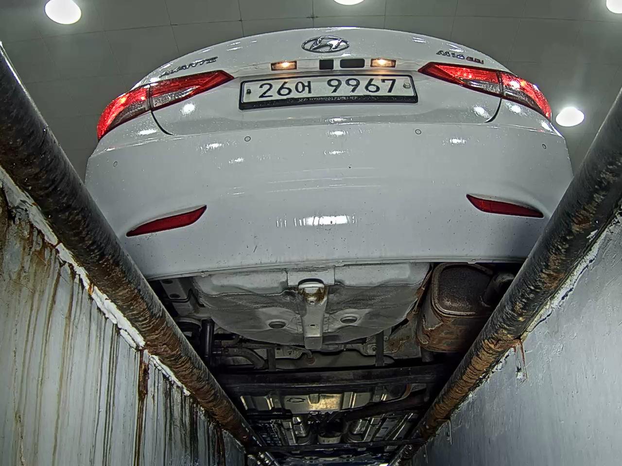 2012 - hyundai avante