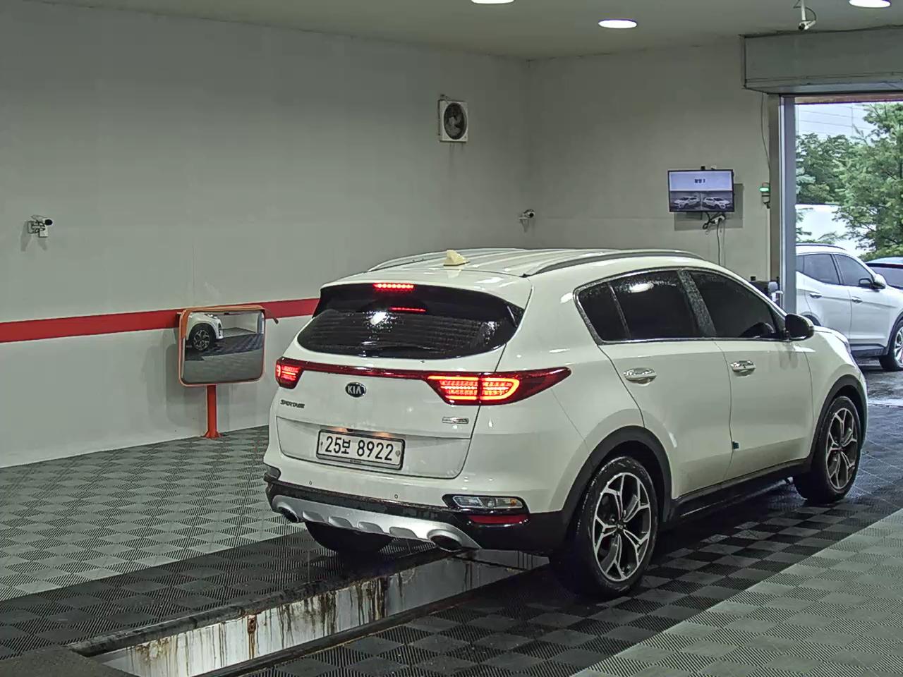 2019 - kia sportage