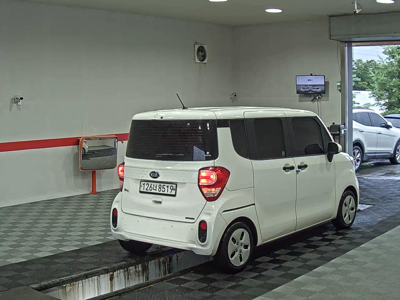 2019 - kia ray