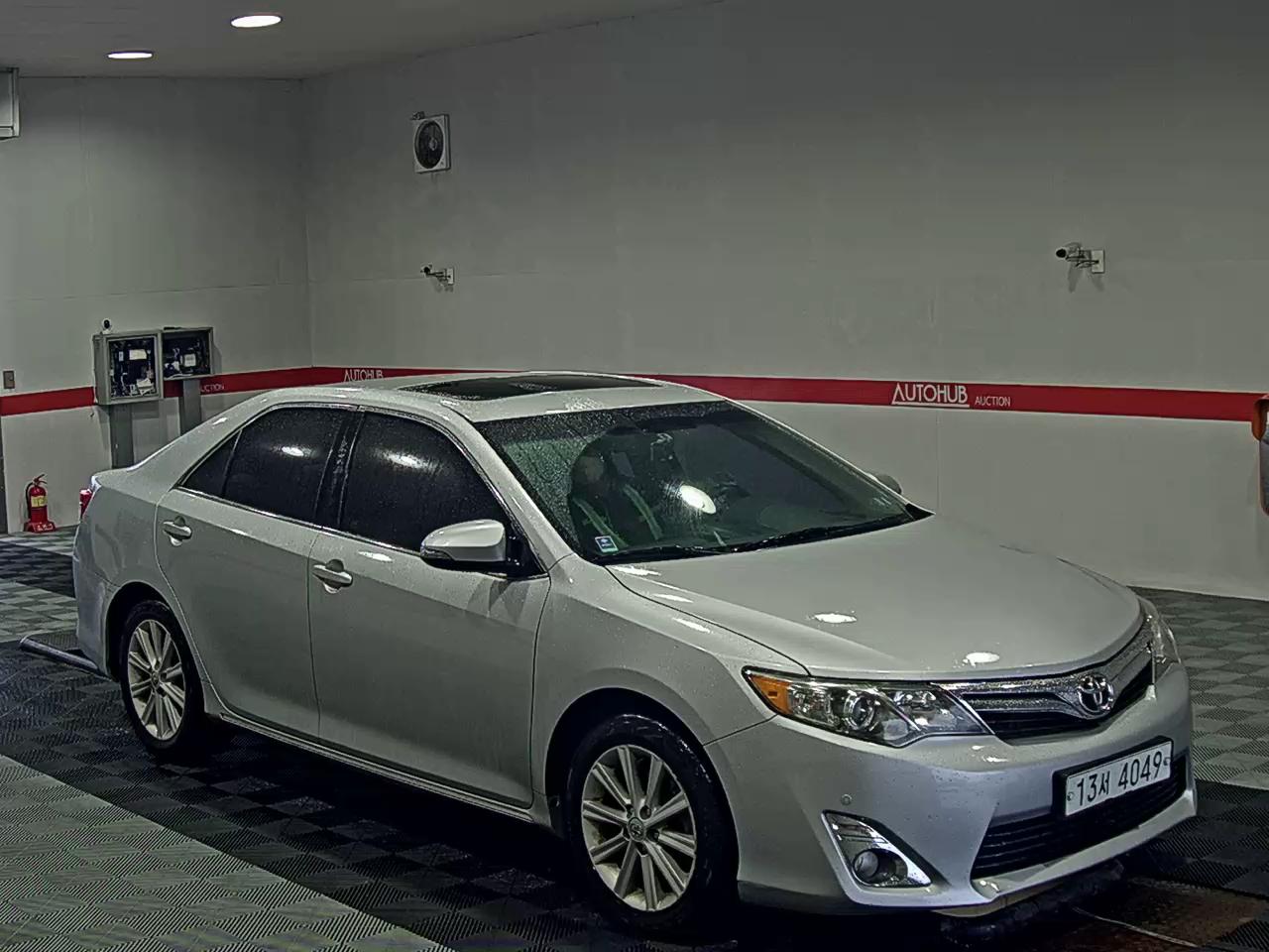 2012 - toyota camry