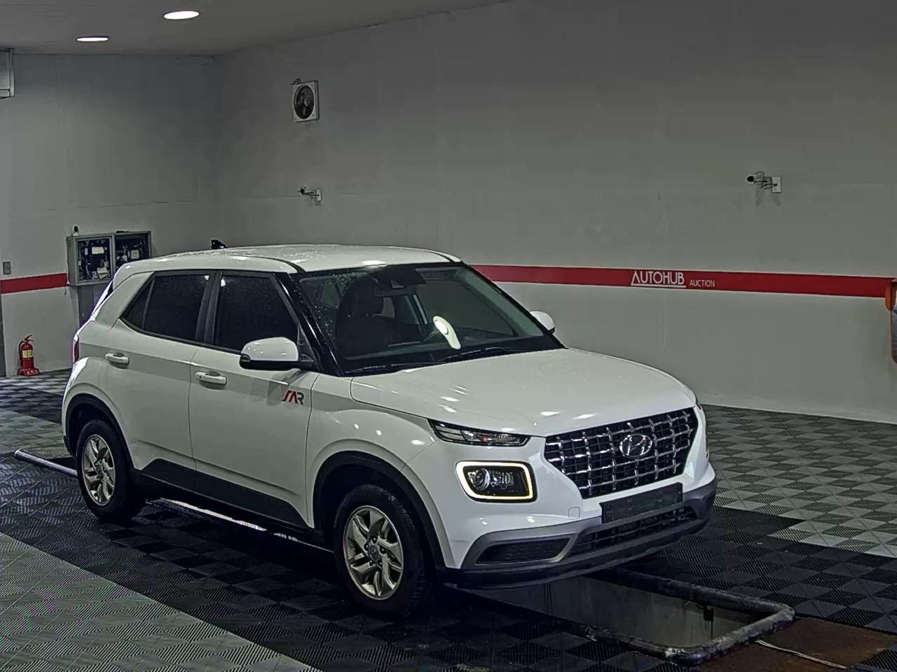 2022 - hyundai venue