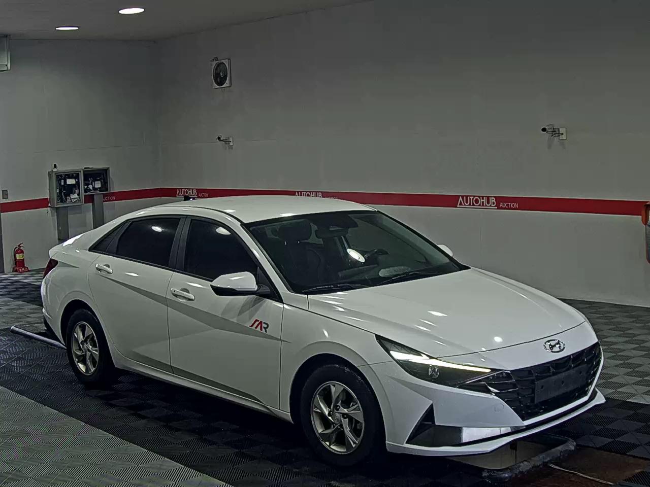 2022 - hyundai avante
