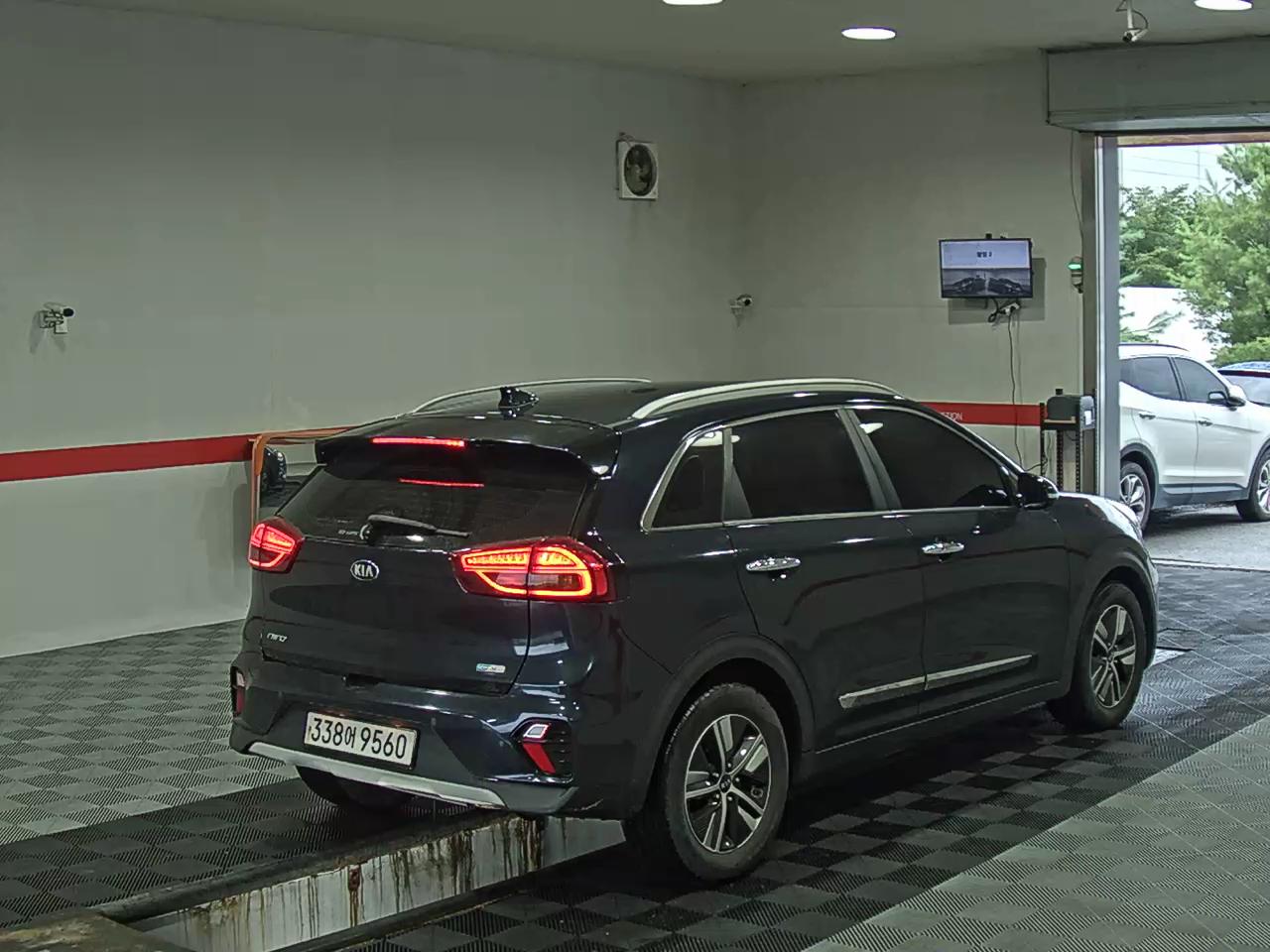 2020 - kia niro