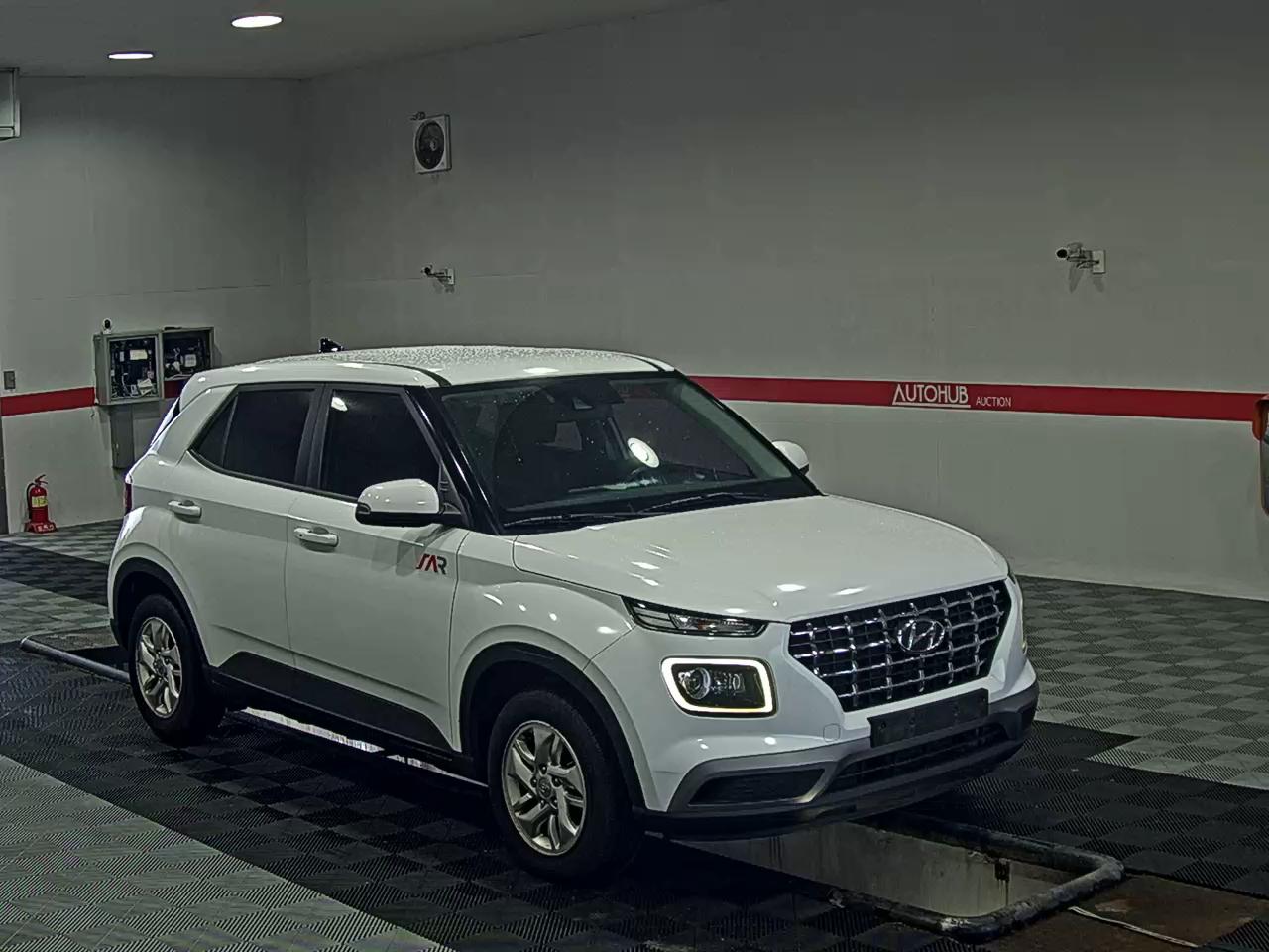 2022 - hyundai venue