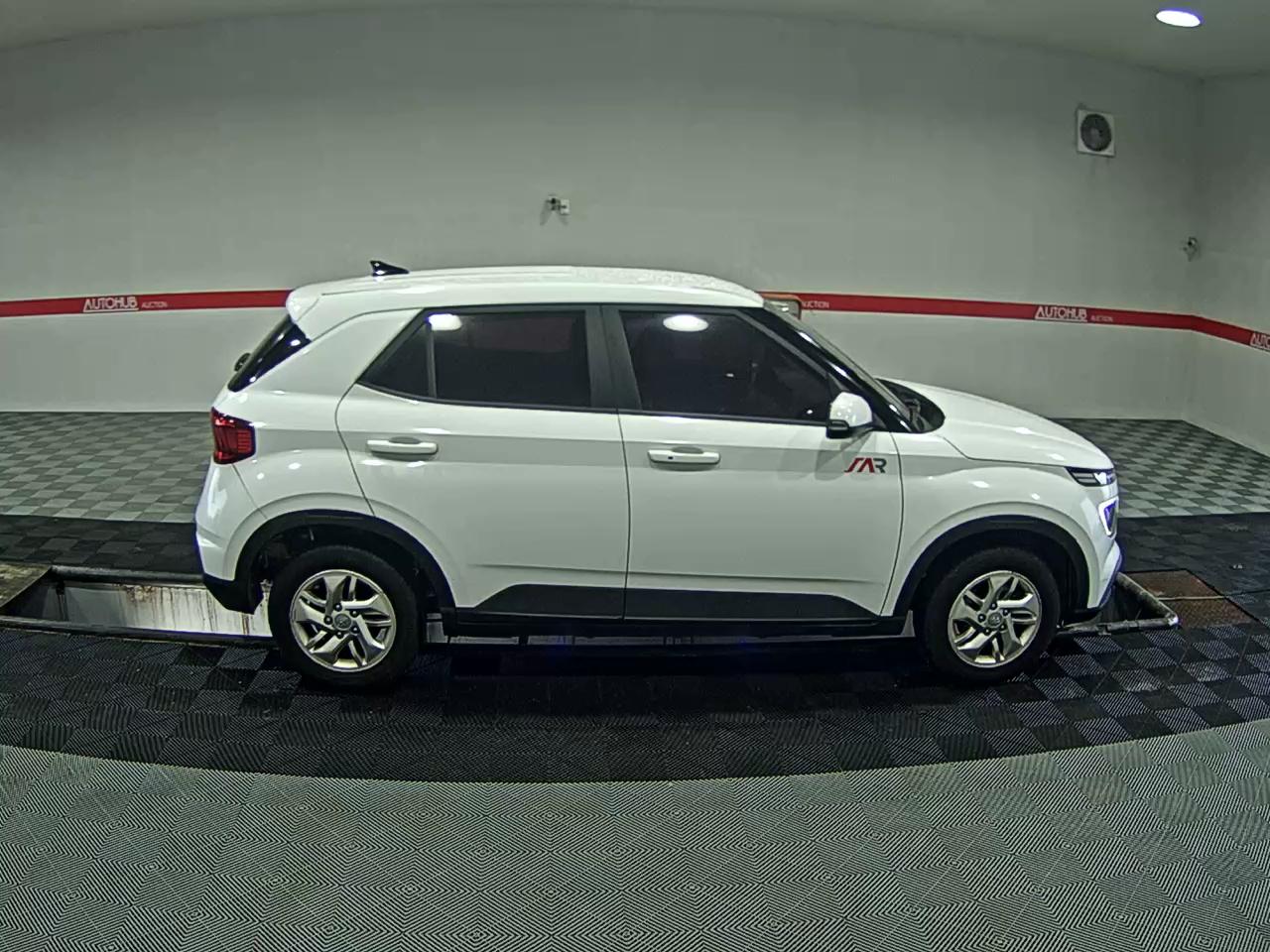 2022 - hyundai venue