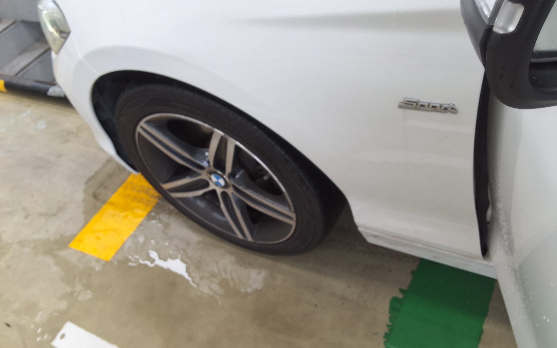 2016 - bmw 1 series