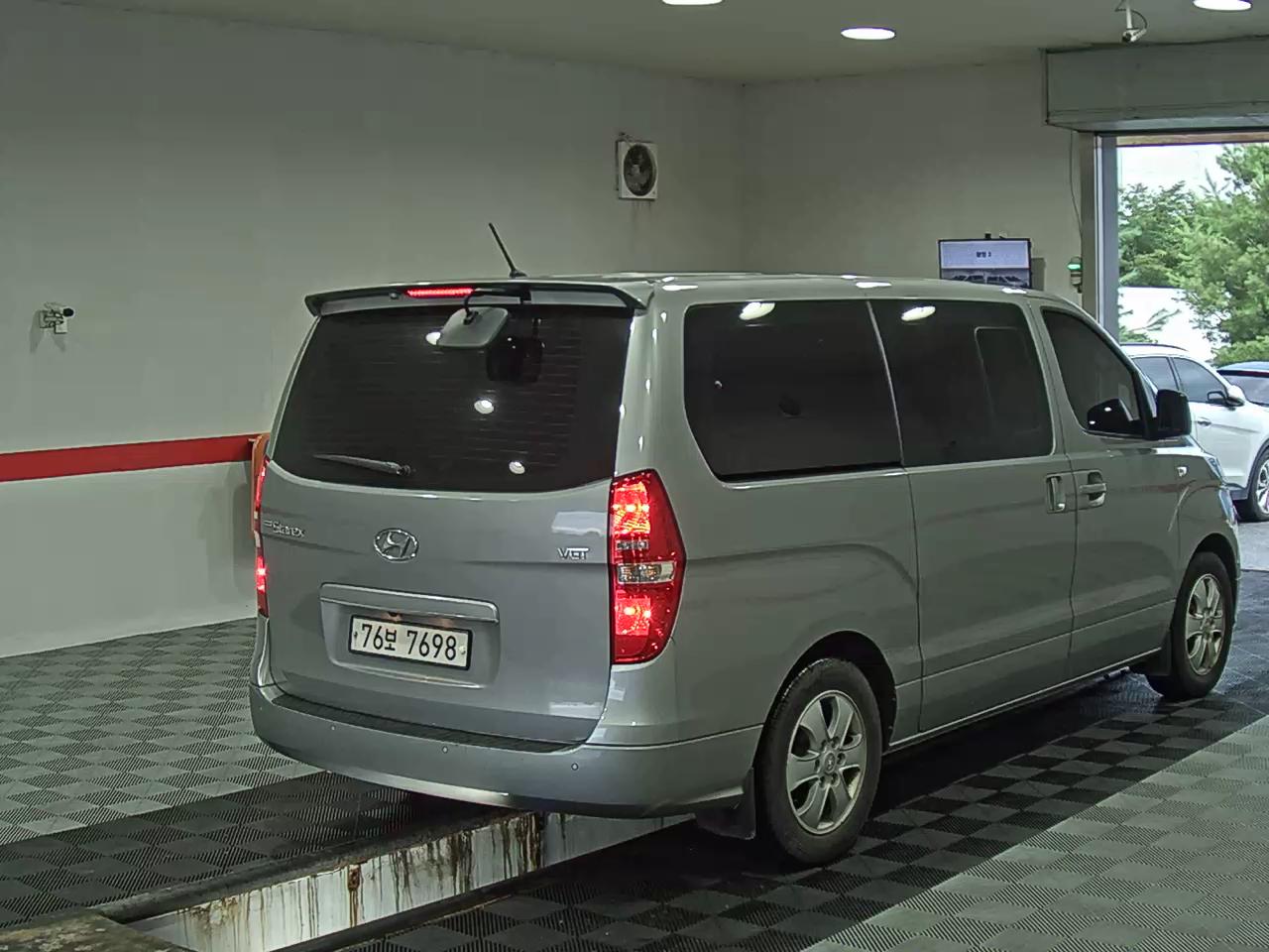 2020 - hyundai grand starex