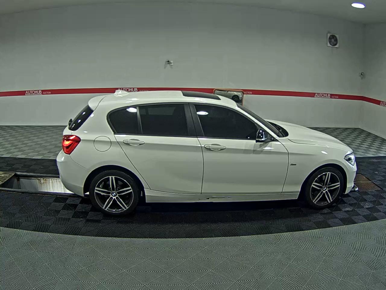 2016 - bmw 1 series