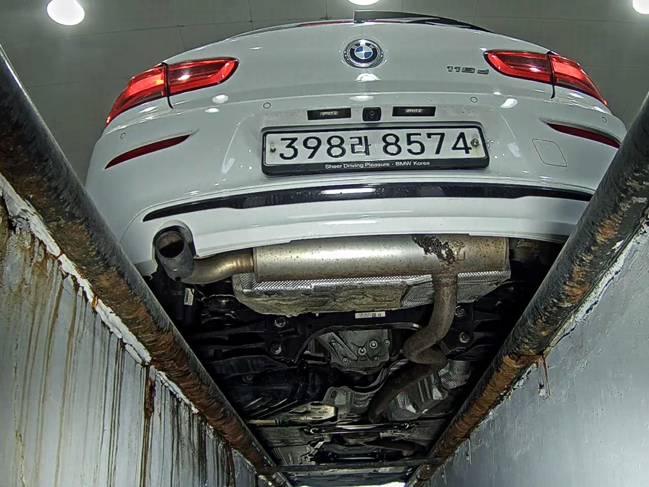 2016 - bmw 1 series