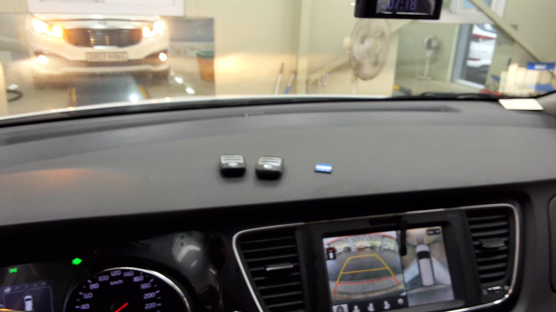 2018 - kia carnival