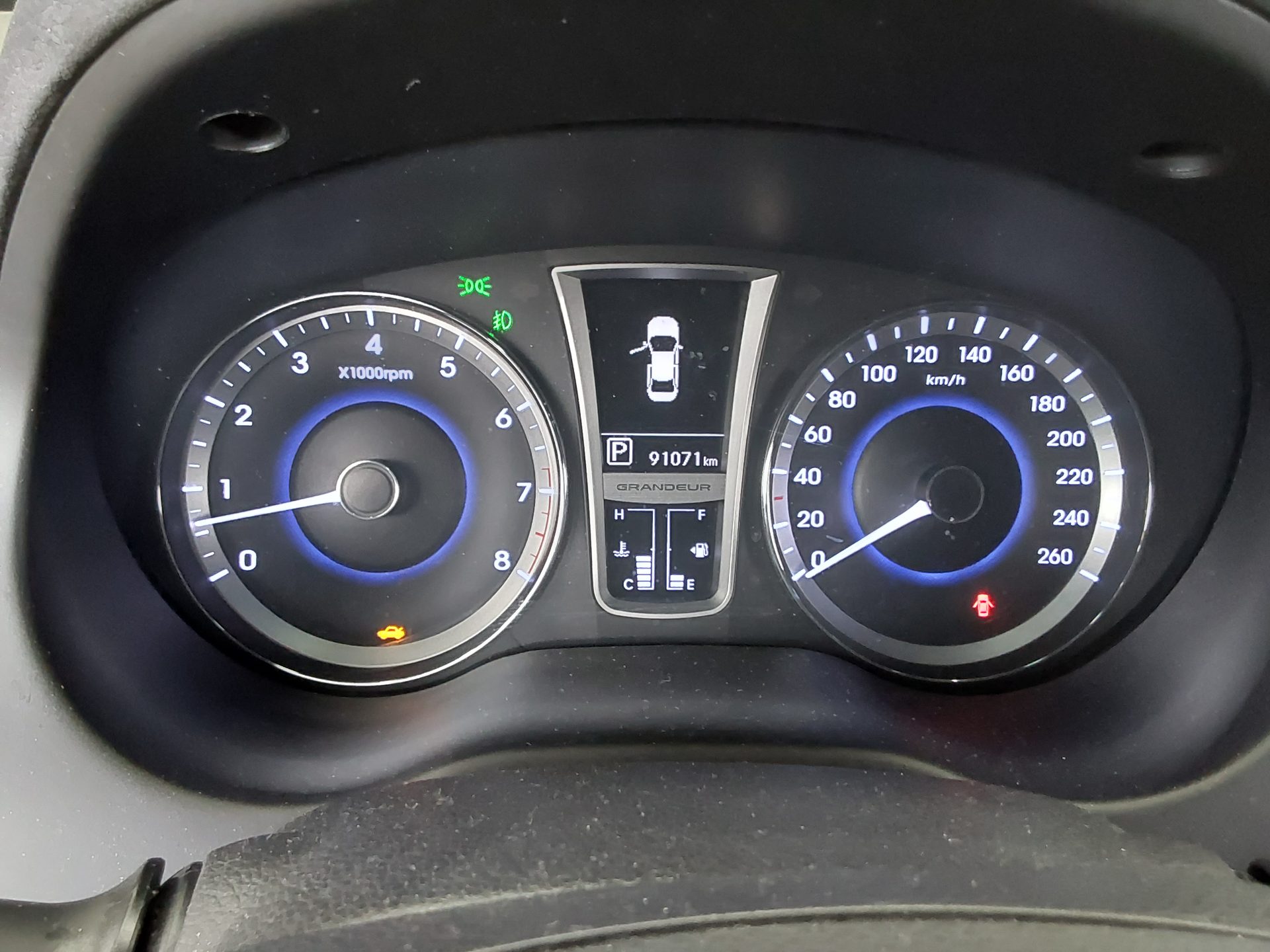 2012 - hyundai grandeur