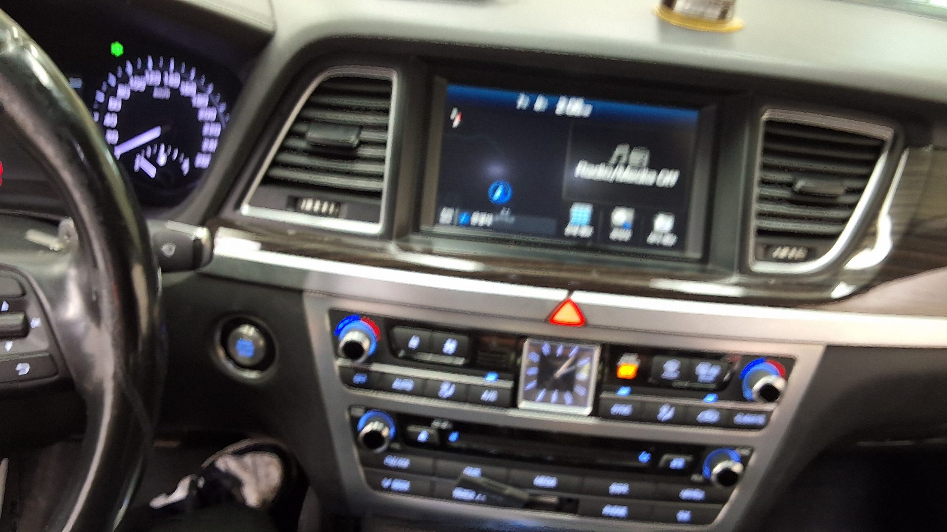 2018 - genesis g80