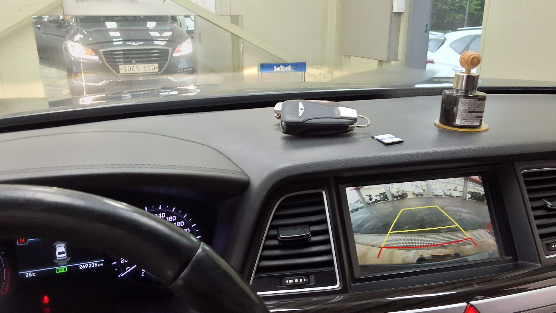 2018 - genesis g80