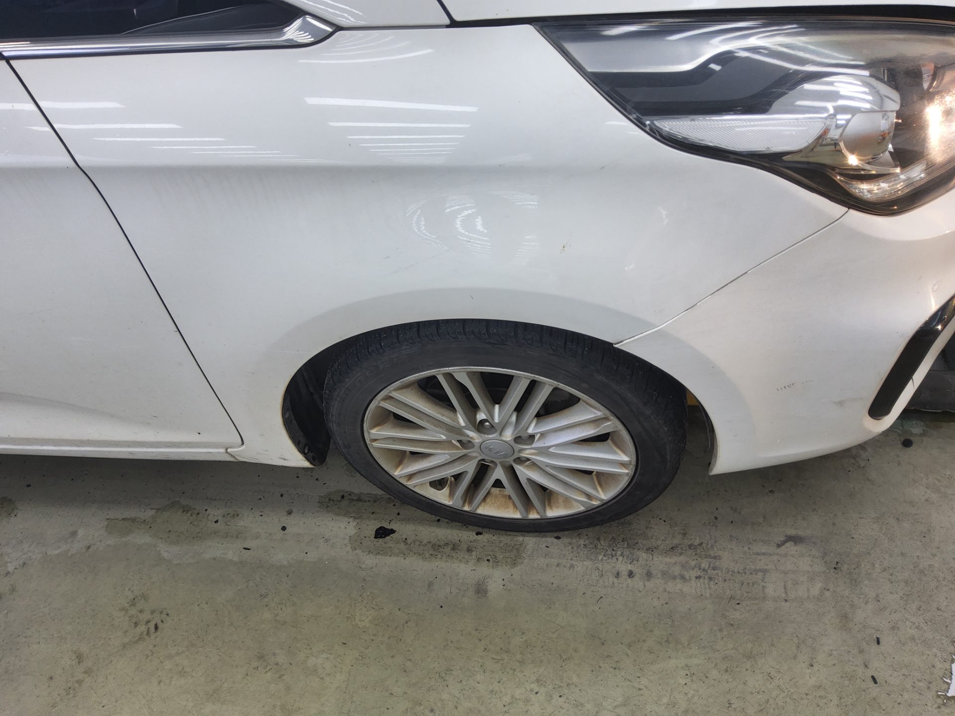 2018 - kia carens