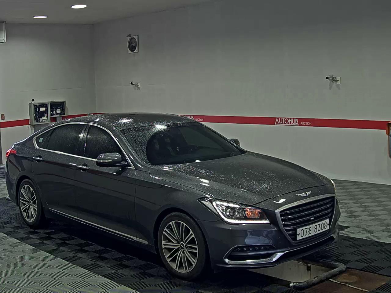 2018 - genesis g80