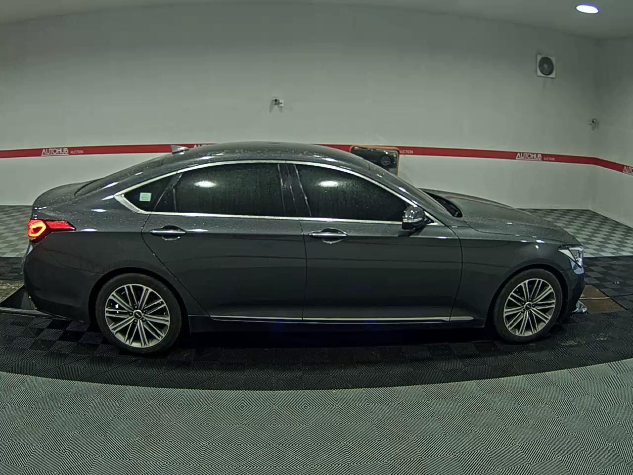 2018 - genesis g80