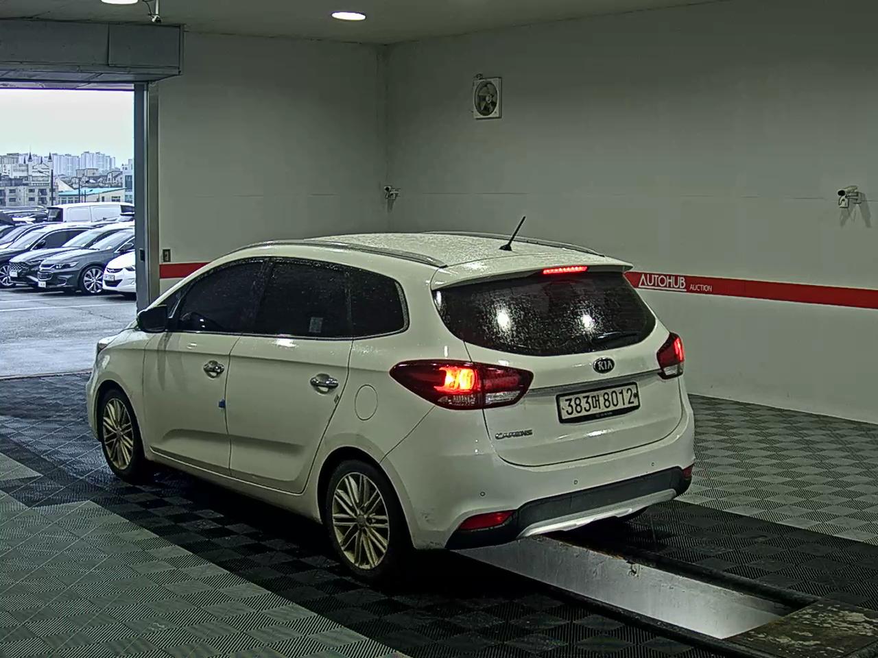 2018 - kia carens