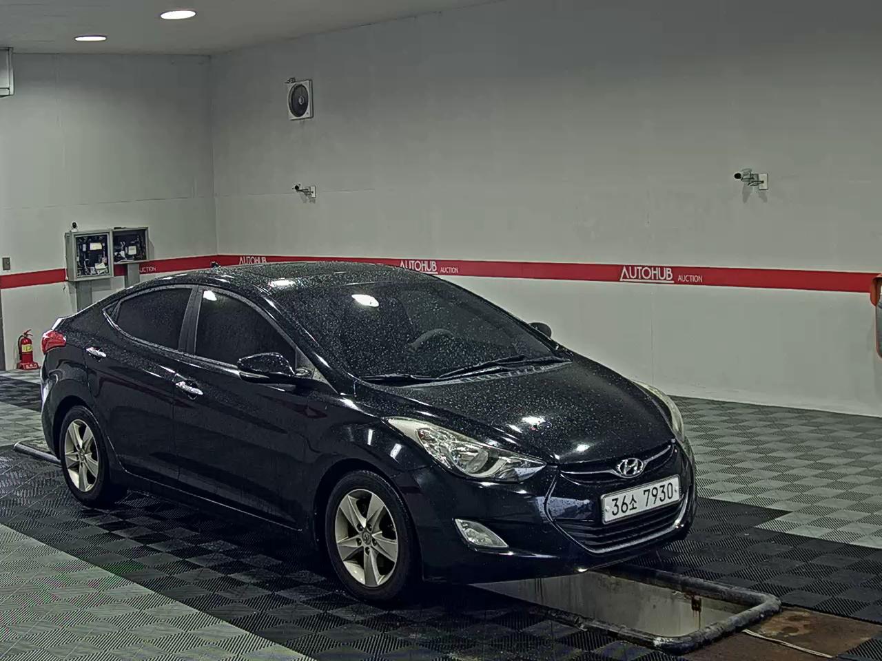 2011 - hyundai avante