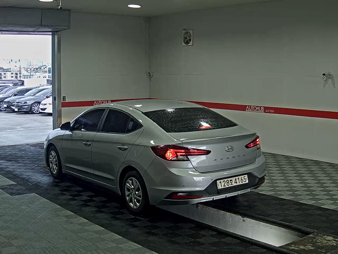 2020 - hyundai avante